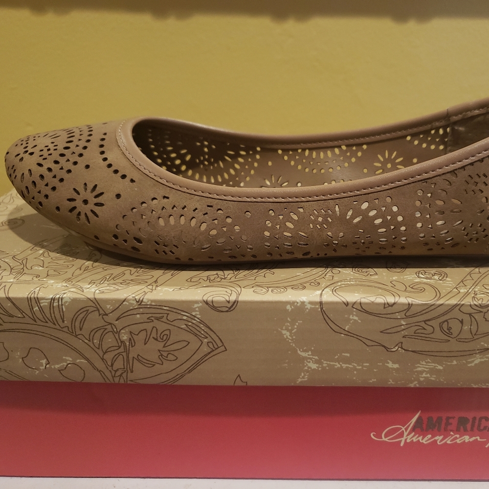 American Rag flats